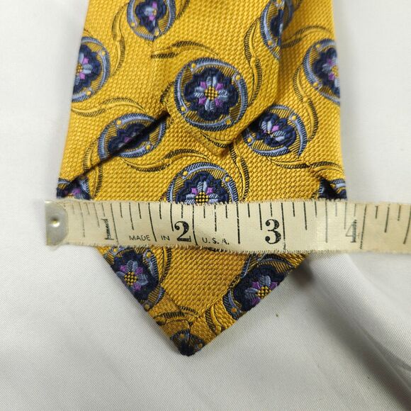 2 Jos A Bank Signature Collection Floral Flower Silk Ties - Picture 8 of 10
